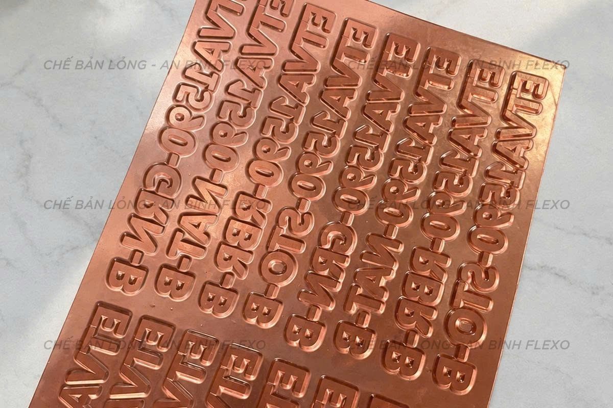 Gia Công Bản In Polymer 3.94mm Lỏng, In Thùng Carton Chuẩn Kỹ Thuật