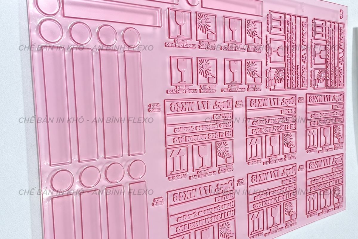 Bản In Polymer 3.94mm Khô In Thùng Carton: Chọn đúng Bản để In ổn định