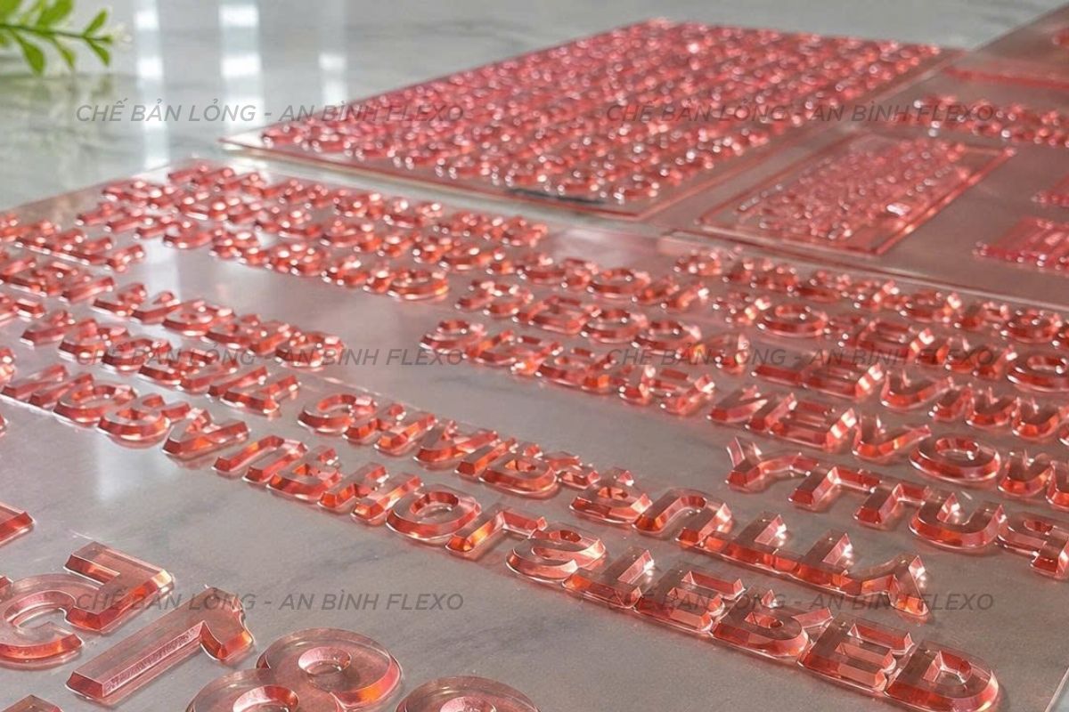 Gia Công Bản In Polymer 3.94mm Lỏng, In Thùng Carton Chuẩn Kỹ Thuật